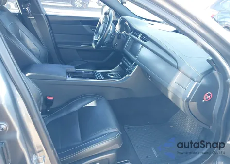 2017 Jaguar Xf 35T R-Sport from USA, damaged, VIN SAJBL4BVXHCY46213